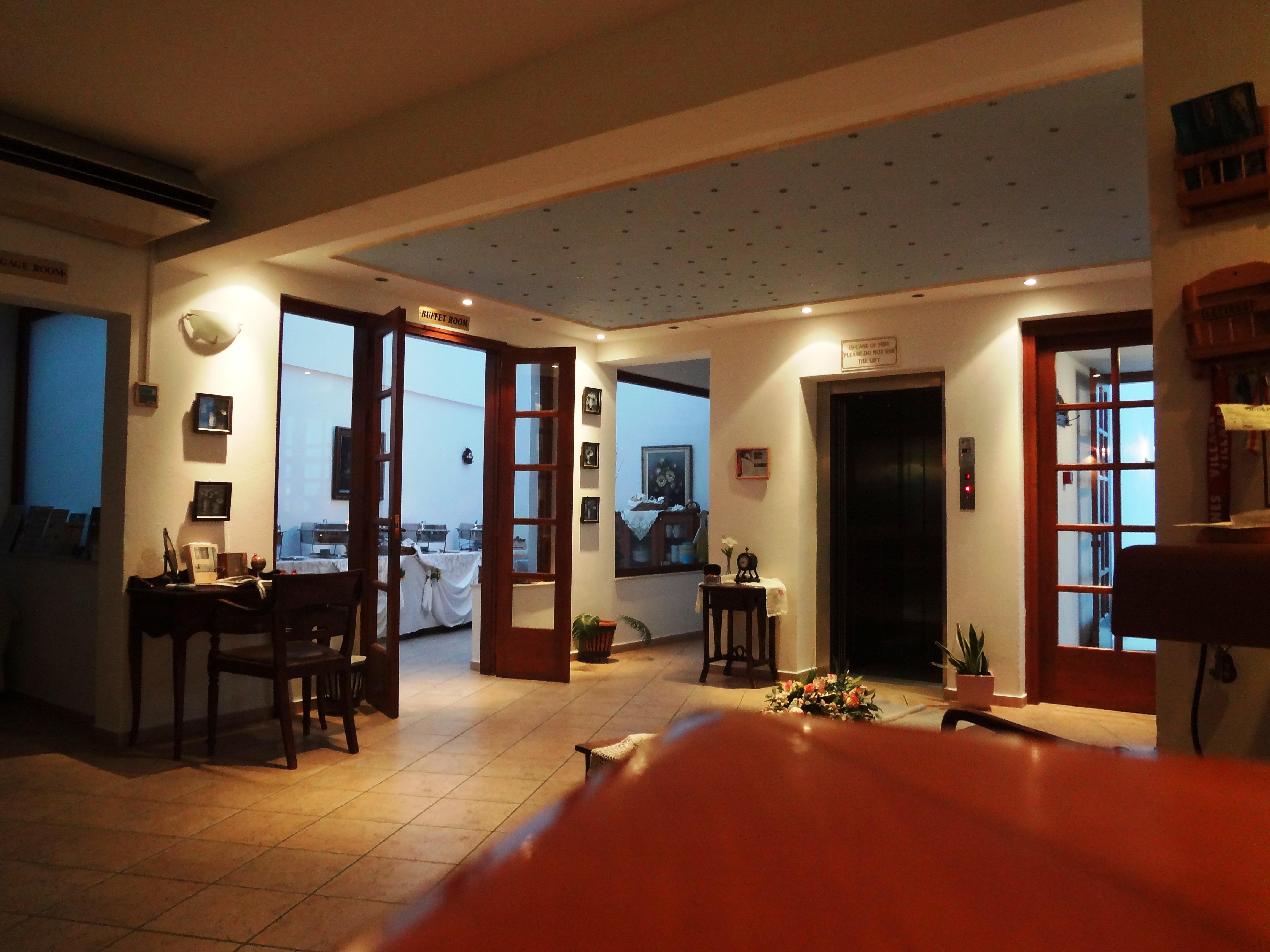 הרסוניסוס Amazones Village Suites מראה חיצוני תמונה