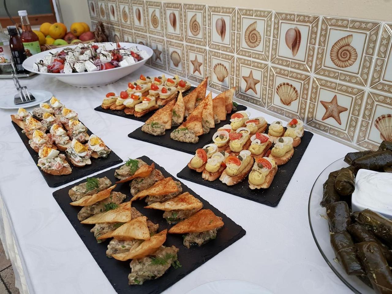 הרסוניסוס Amazones Village Suites מראה חיצוני תמונה